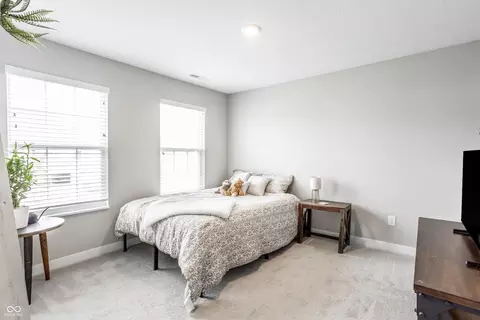 Bedroom - 8822 Lester Pl, Pendleton, IN 46064 photo 9 of 10