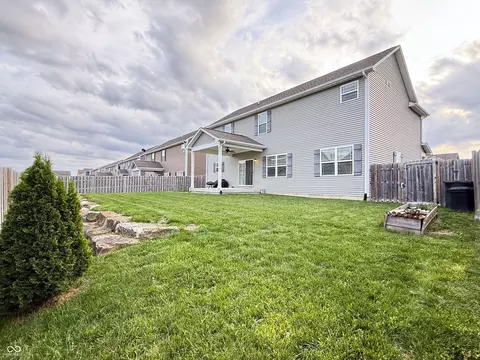 Exterior - 1675 Devonshire Ave, Avon, IN 46123 photo 6 of 6