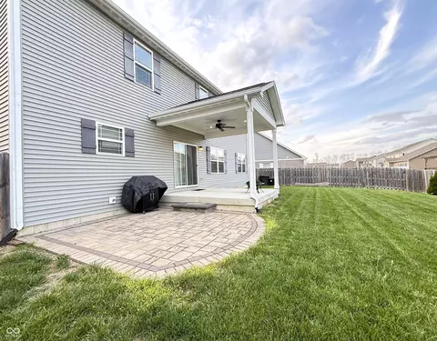 Exterior - 1675 Devonshire Ave, Avon, IN 46123 photo 5 of 6