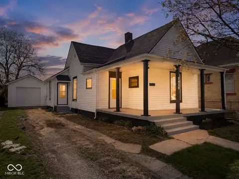 2420 Jackson St, Anderson, IN 46016