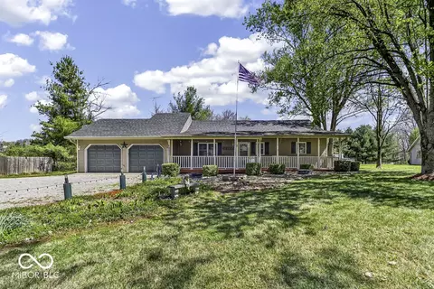 840 Nast Chapel Rd, Martinsville, IN 46151