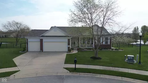 1711 Harris Hawk Ct, Brownsburg, IN 46112