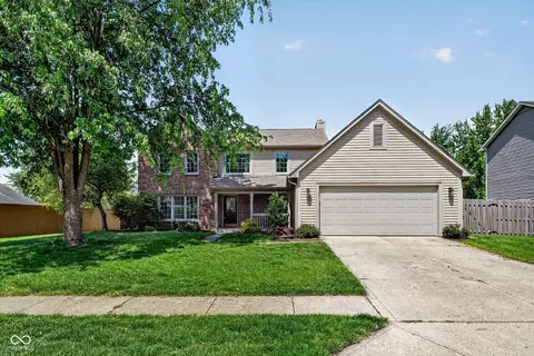 7684 Willow Ridge Rd, Fishers, IN 46038