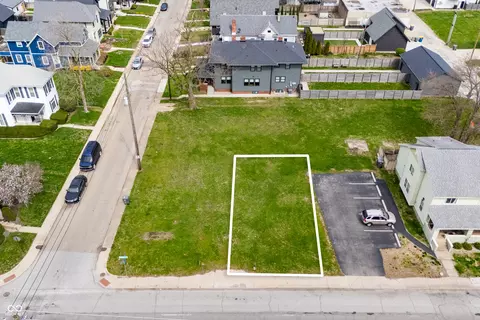 906 E 16th St, Indianapolis, IN 46202