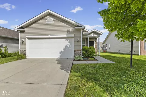 19335 Links Ln, Noblesville, IN 46062