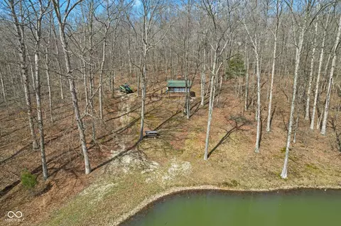 8172 E Ash Rd, Bloomfield, IN 47424 photo 4
