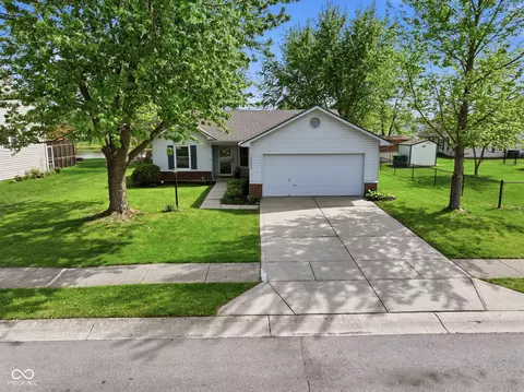 18052 Sanibel Cir, Noblesville, IN 46062