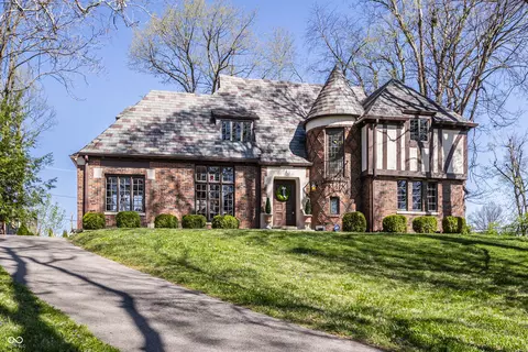 3674 Watson Rd, Indianapolis, IN 46205