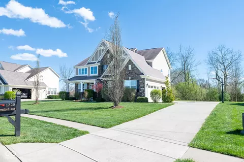 1325 Brentford Ln, Greenwood, IN 46143