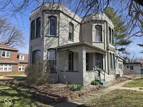 214 N Maple St, Dana, IN 47847