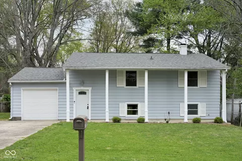 306 S Cedar Dr, Ellettsville, IN 47429