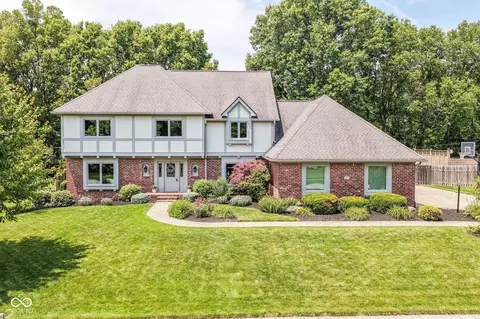 13572 Dallas Dr, Carmel, IN 46033