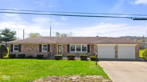 359 Anel Dr, Martinsville, IN 46151