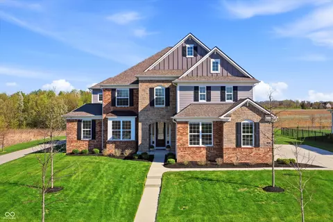 2746 Towne Meadow Dr, Carmel, IN 46032