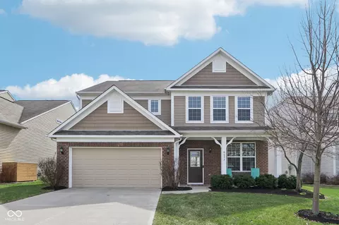 6657 Shooting Star Dr, Whitestown, IN 46075