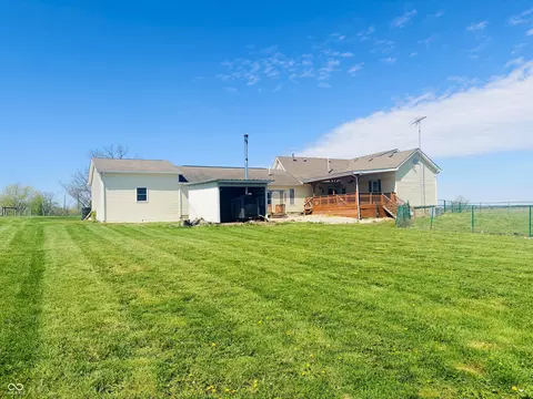 Exterior - 15241 E Jackson Rd, Hope, IN 47246 photo 10 of 11