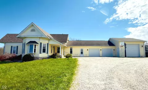 15241 E Jackson Rd, Hope, IN 47246