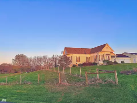 Exterior - 15241 E Jackson Rd, Hope, IN 47246 photo 4 of 11