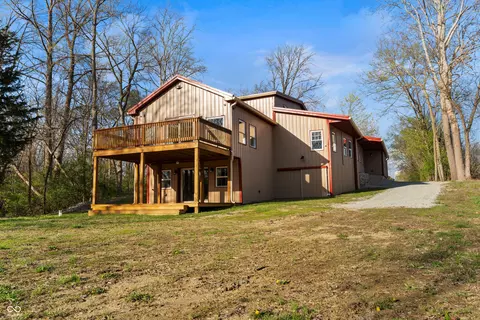 118 N Huston St, Ingalls, IN 46048