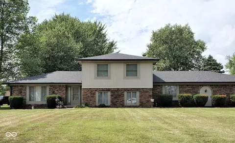 1110 S Heron Ct, New Palestine, IN 46163