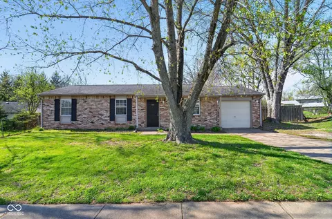 5536 Furnas Ct, Indianapolis, IN 46221