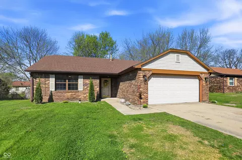 7402 5 Points Rd, Indianapolis, IN 46259