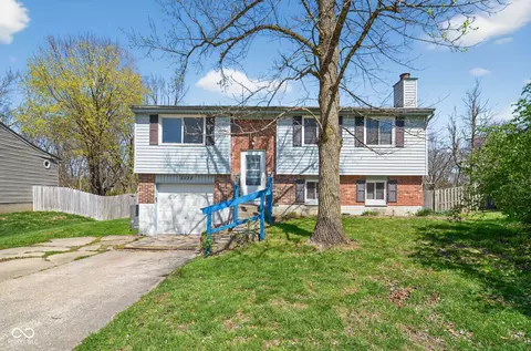 5528 Dollar Hide North Dr, Indianapolis, IN 46221