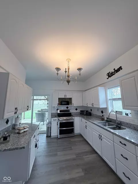 607 E South St, Arcadia, IN 46030 photo 6