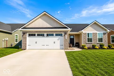 1230 Maumee Ct, Greenfield, IN 46140