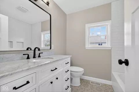 Bath - 1115 N Gale St, Indianapolis, IN 46201 photo 2 of 3