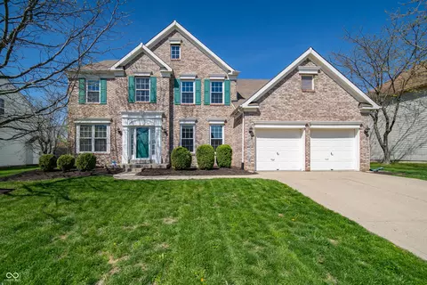10113 Parkshore Dr, Fishers, IN 46038