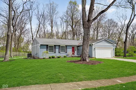 11573 Creek Side Ln, Carmel, IN 46033