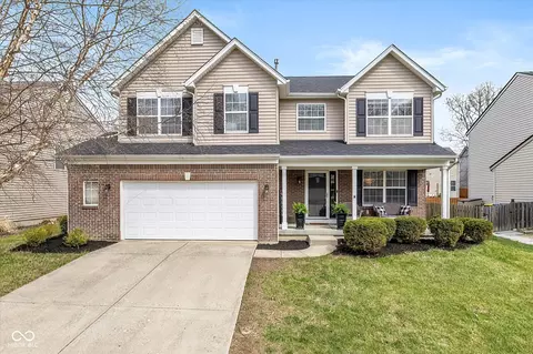 14416 Chapelwood Ln, Fishers, IN 46037