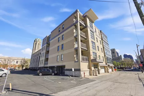 802 N Meridian St UNIT 204, Indianapolis, IN 46204