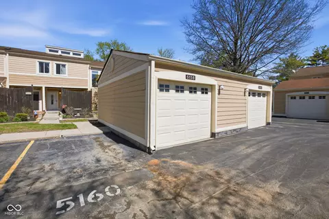 5158 Coppertree Ln, Avon, IN 46123