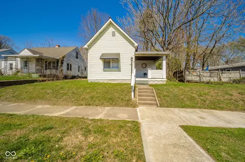 1310 W 13th St, Anderson, IN 46016