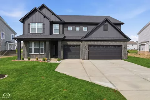 5660 Coulter Way, Greenwood, IN 46143