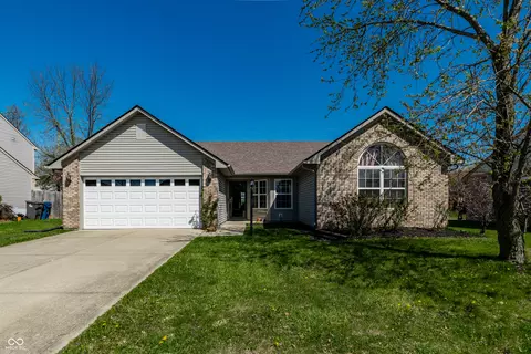 6708 Thistleridge Ct, Indianapolis, IN 46221