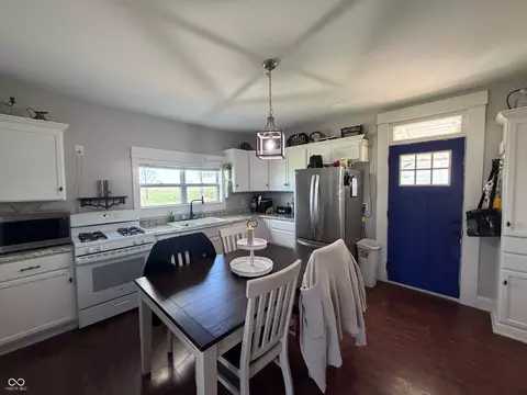 Kitchen - 861 E 800 S, Kingman, IN 47952 photo 2 of 4