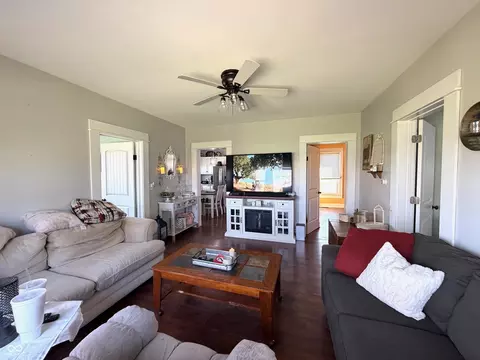 Living - 861 E 800 S, Kingman, IN 47952 photo 1 of 3