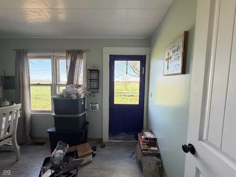 Entry Way - 861 E 800 S, Kingman, IN 47952 photo 2 of 2