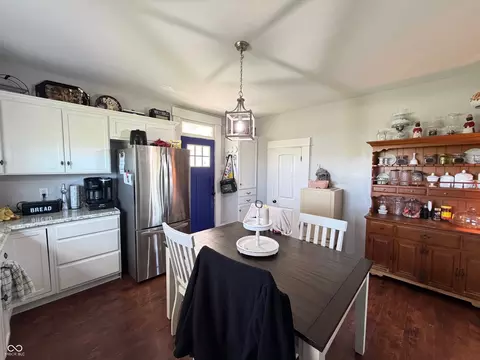 Entry Way - 861 E 800 S, Kingman, IN 47952 photo 1 of 2
