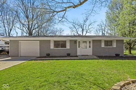 1051 Elm St, Greenwood, IN 46142