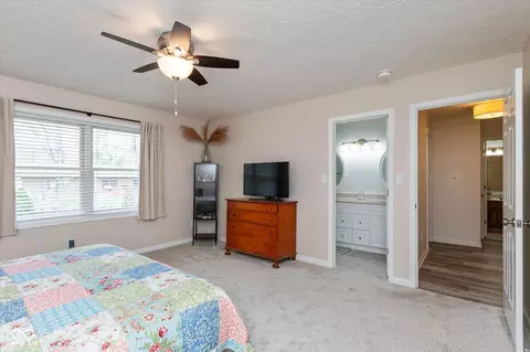 Bedroom - 6858 Steinmeier Ln, Indianapolis, IN 46220 photo 2 of 3