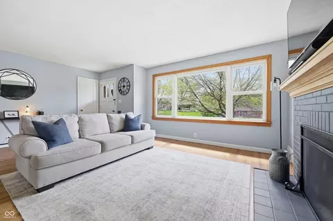 Living - 6612 Springer Ave, Indianapolis, IN 46219 photo 2 of 3