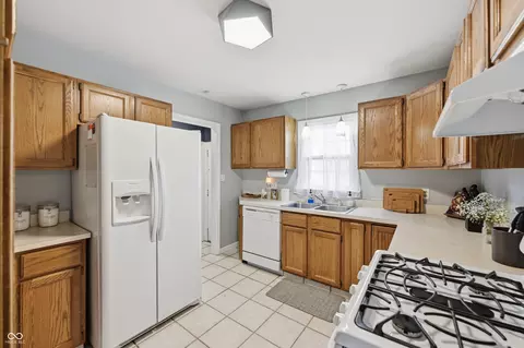 Kitchen - 6612 Springer Ave, Indianapolis, IN 46219 photo 1 of 3