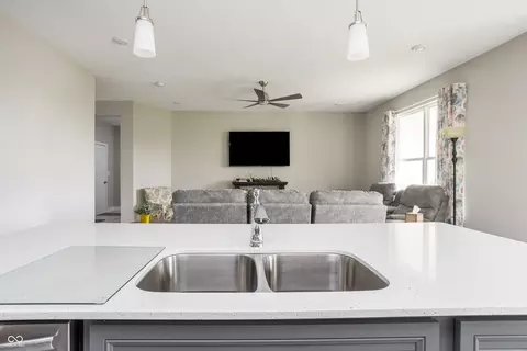 Kitchen - 751 Willow Ridge Ct, Plainfield, IN 46168 photo 4 of 8