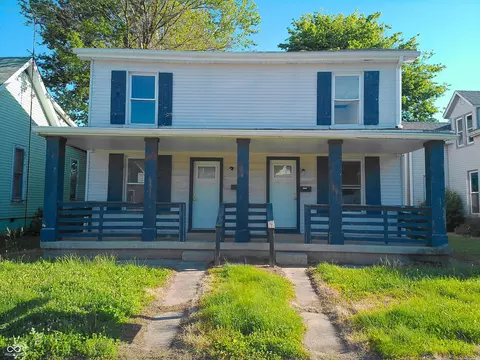 328-330 W Mechanic St, Shelbyville, IN 46176