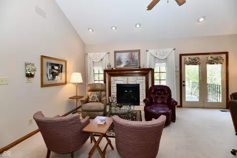 Living - 764 Willow Ridge Ct, Plainfield, IN 46168 photo 6 of 7