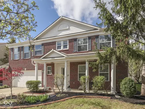 10343 Waveland Cir, Fishers, IN 46038